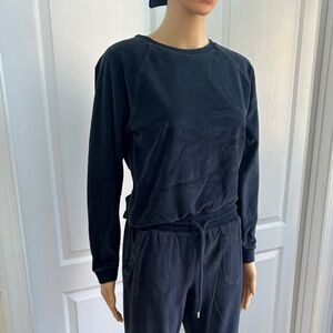 GAP Navy Blue Velour crew neck sweatshirt